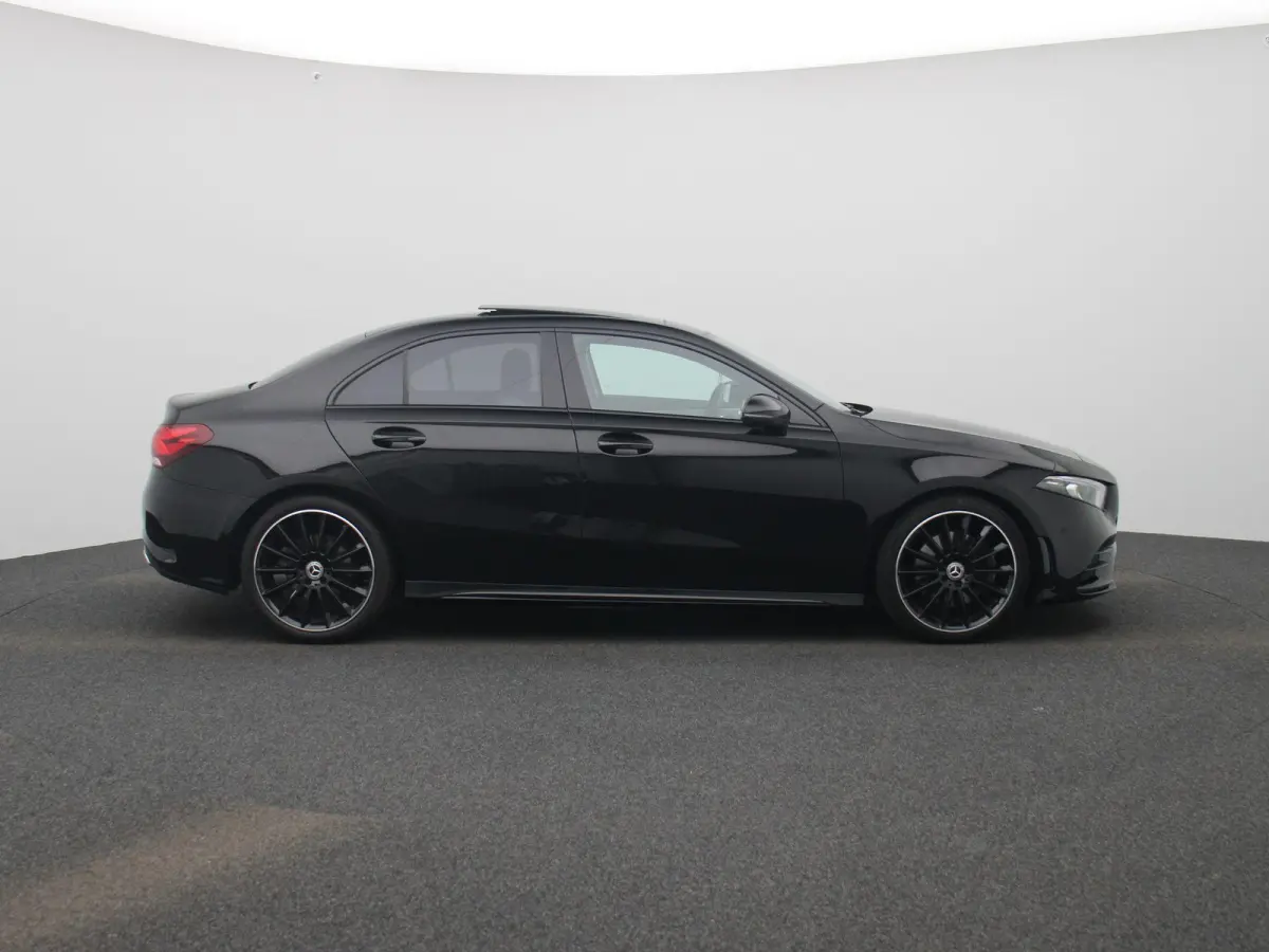 250 AMG Line | Automaat | Panoramadak | Apple CarPlay / Android Auto | Virtual Cockpit | Climate Control | Sfeer verlichting | Leder | DAB | Navigatie | Bluetooth | Camera | Stoel verwarming