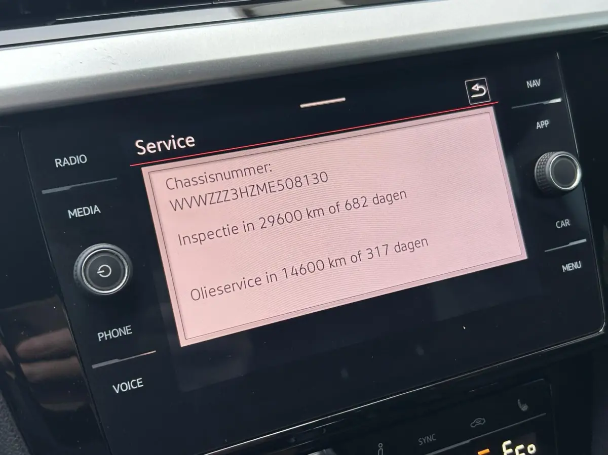 1.4 TSI eHybrid R-Line Business+