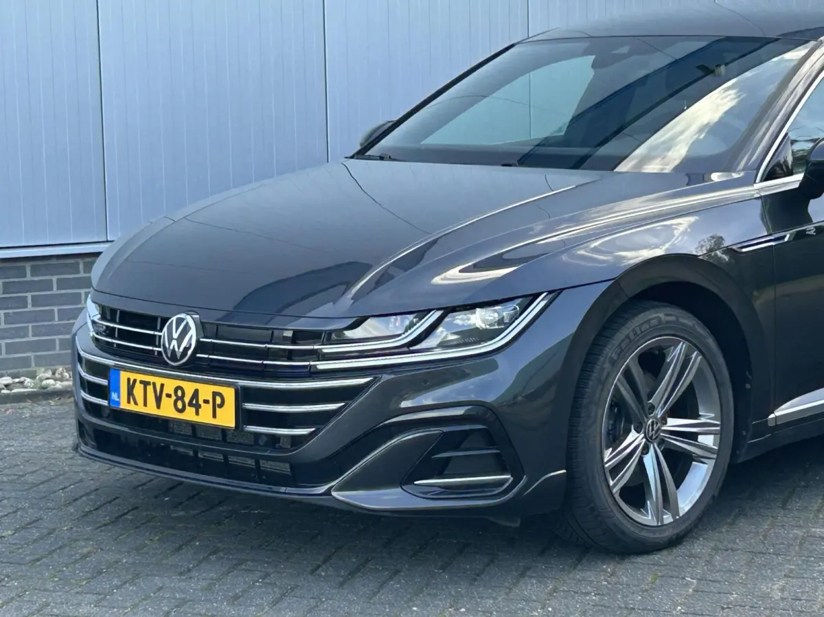 1.4 TSI eHybrid R-Line Business+
