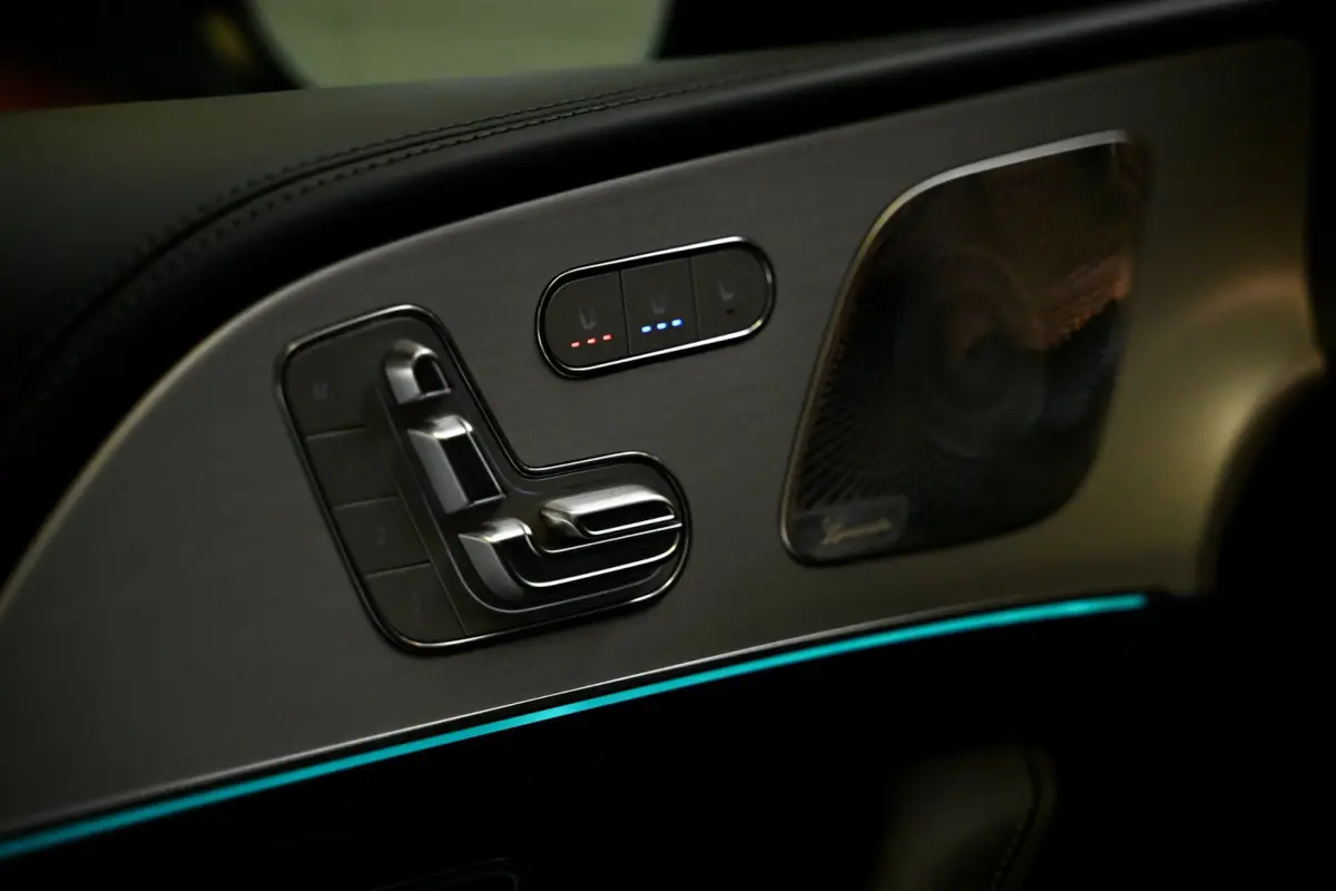 350 e 4MATIC AMG - Distronic+ - Massage - Garagedeuropener - Verwarmde Bekerhouder - Stoelventilatie -