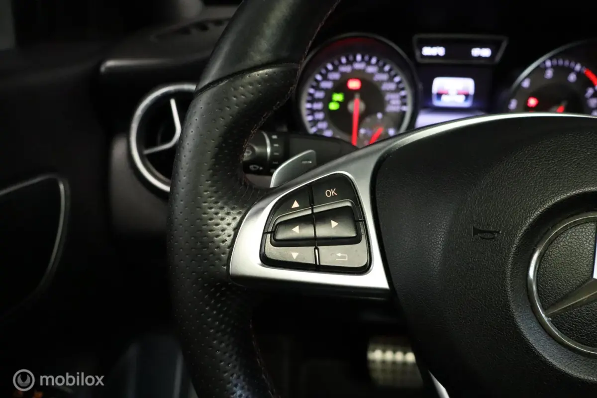 180 Ambition AMG-Line | Pano | Sfeer |