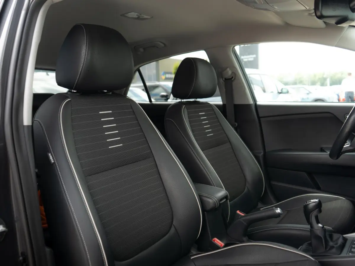 1.0 T-GDi MHEV GT-Line | Navi | PDC | Clima | Stoel en stuurverwarming | Achteruitrijcamera |