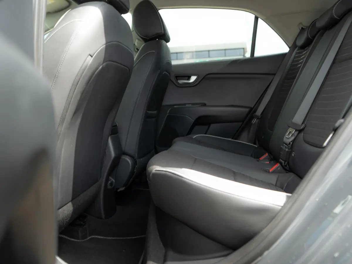 1.0 T-GDi MHEV GT-Line | Navi | PDC | Clima | Stoel en stuurverwarming | Achteruitrijcamera |