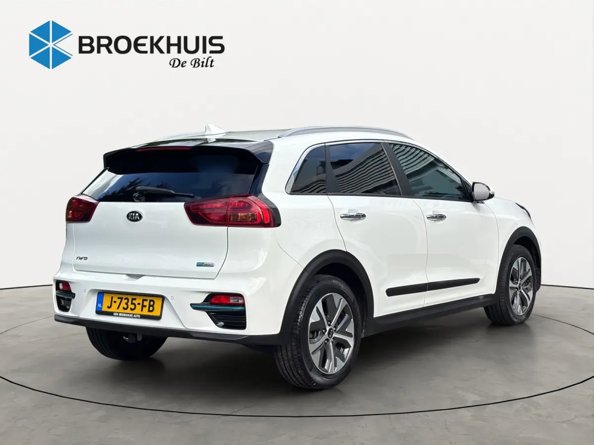 ExecutiveLine 64 kWh | 1E EIGENAAR! | 100% SOH! |  CAMERA | TREKHAAK | ADAPTIVE CRUISE | STOELVERWARMING + VERKOELING | LEDER | PARK SENS V+A | NAVI | LANE ASSIST