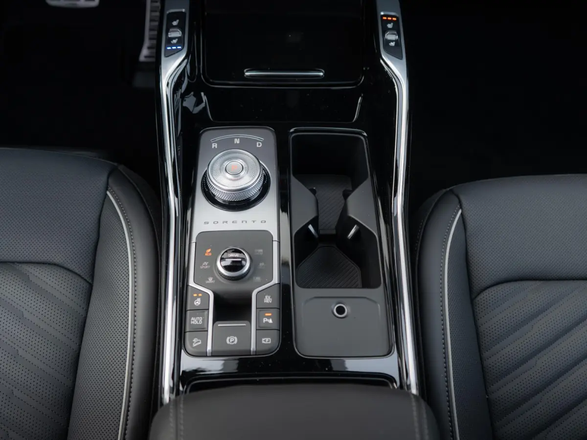 1.6 T-GDi Plug-in Hybrid 4WD ExecutiveLine 7p | 360 graden camera | Nappa leder | Head up display |