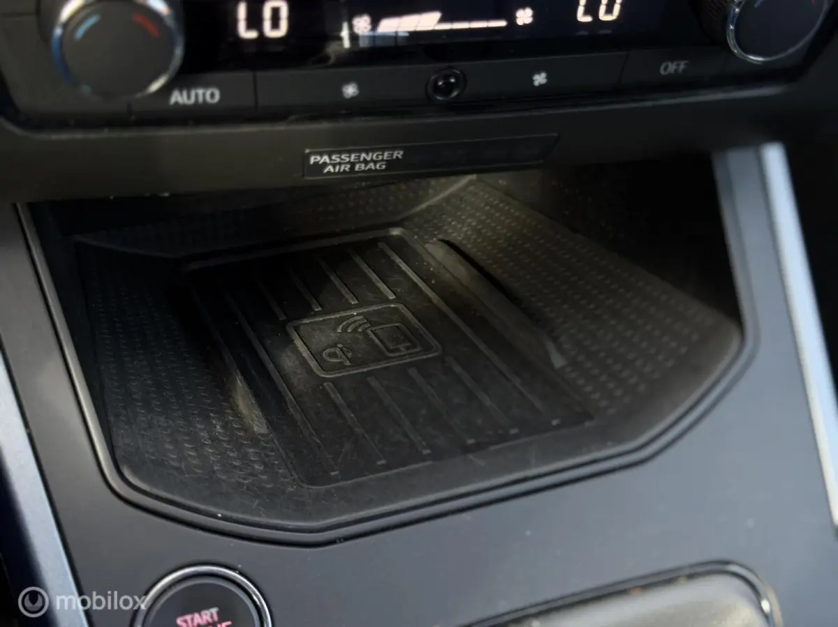 1.0 TSI Style Business Intense | Clima | PDC V+A | Apple Carplay/Android Auto | Navi | Keyless |