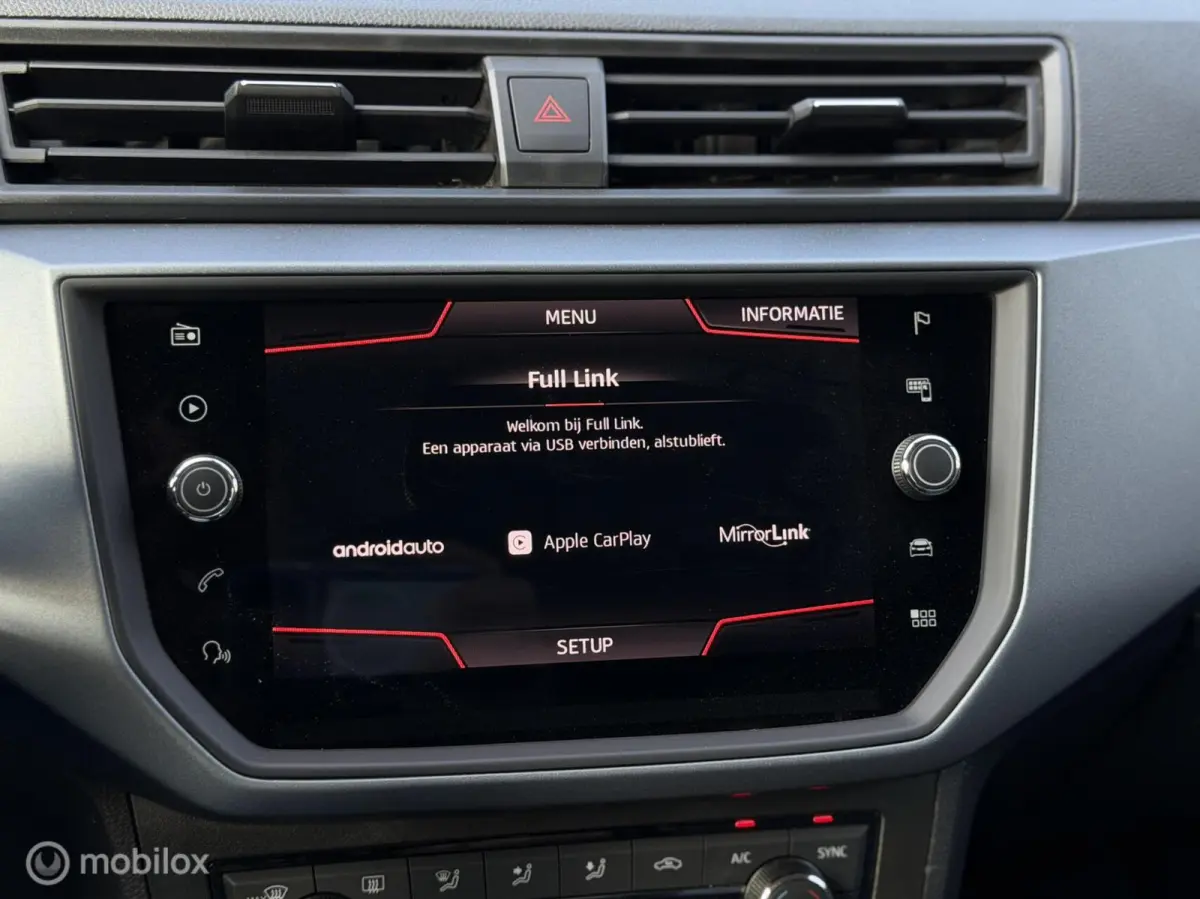 1.0 TSI Style Business Intense | Clima | PDC V+A | Apple Carplay/Android Auto | Navi | Keyless |