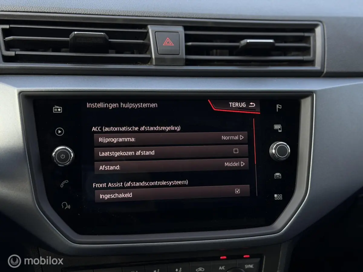 1.0 TSI Style Business Intense | Clima | PDC V+A | Apple Carplay/Android Auto | Navi | Keyless |