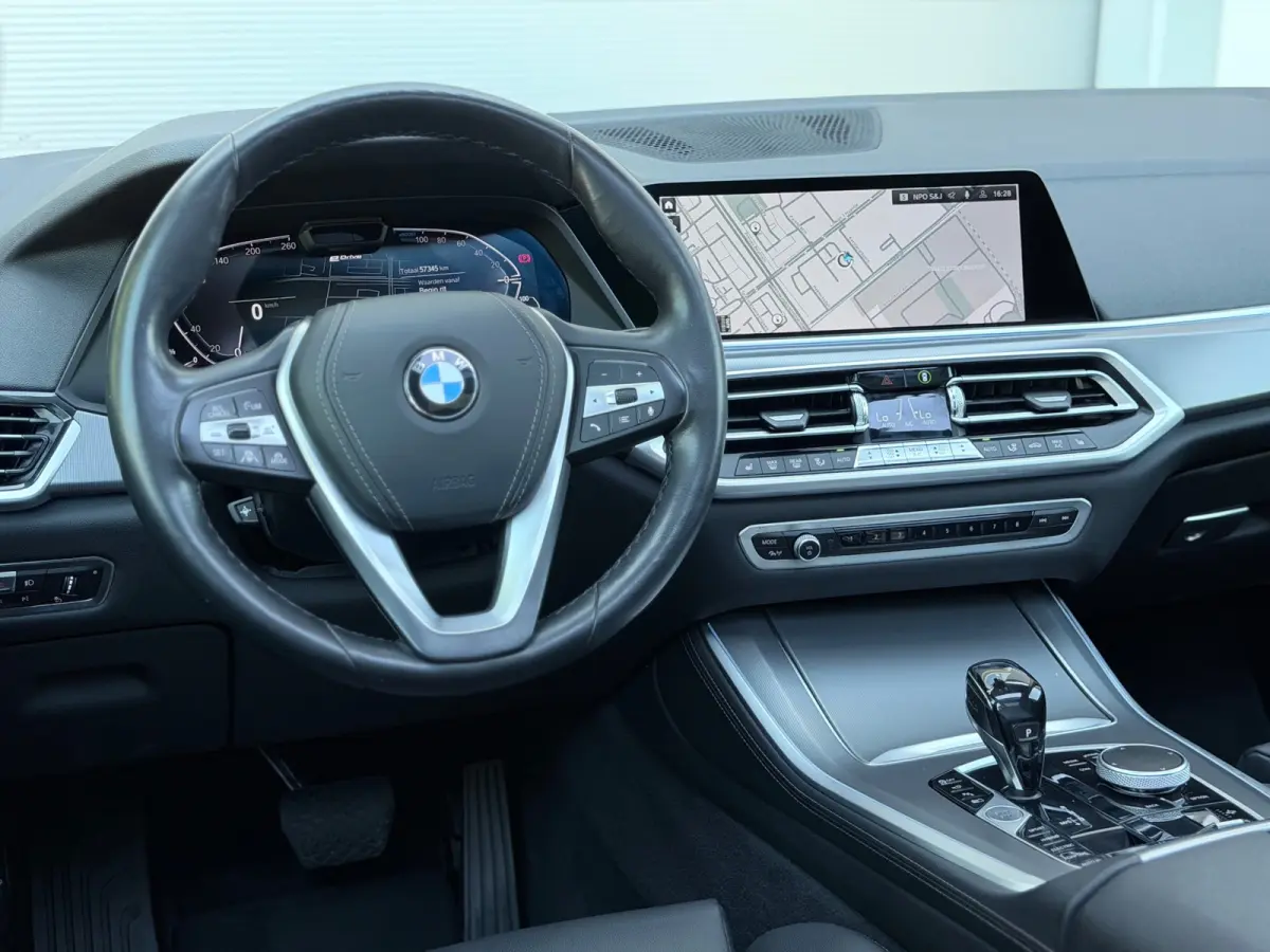 XDrive45e High Executive SoftClose/Pano/360