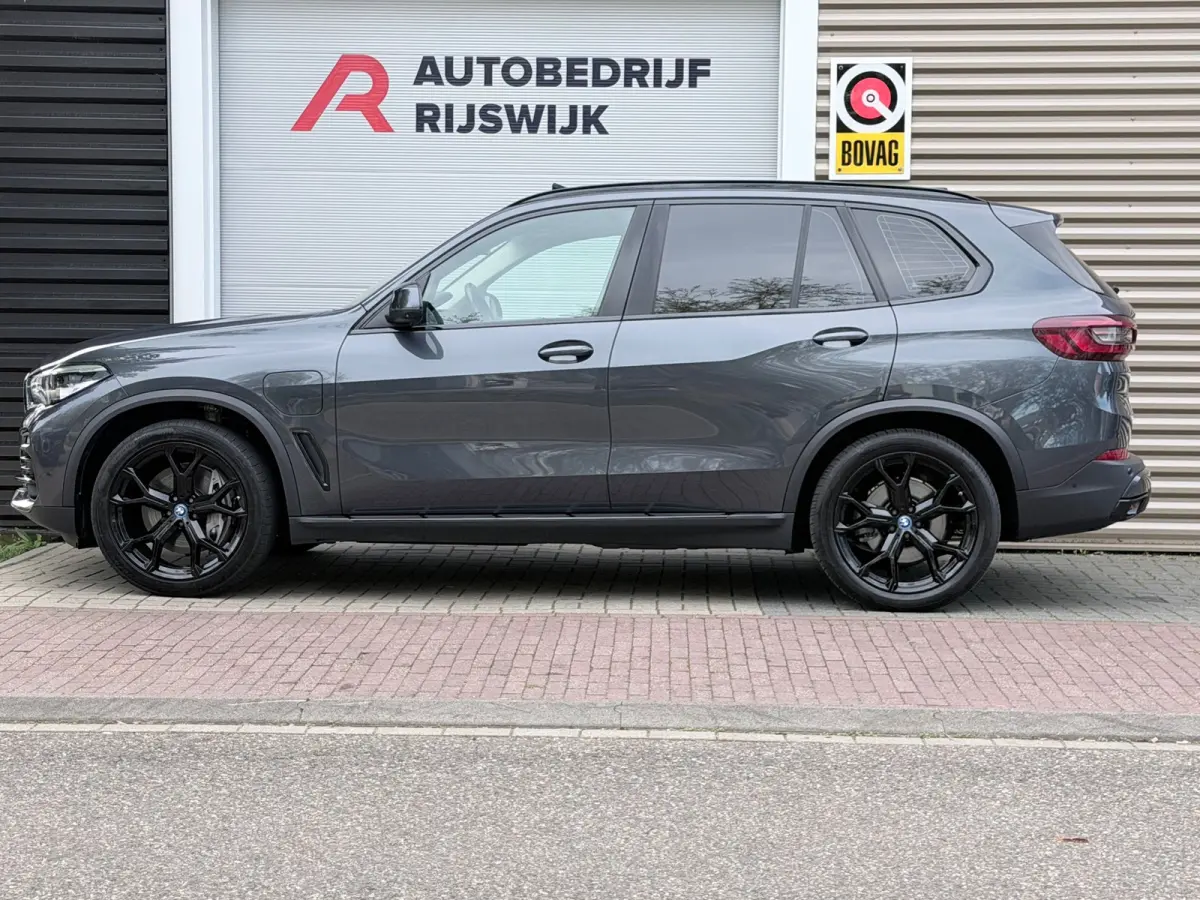 XDrive45e High Executive SoftClose/Pano/360