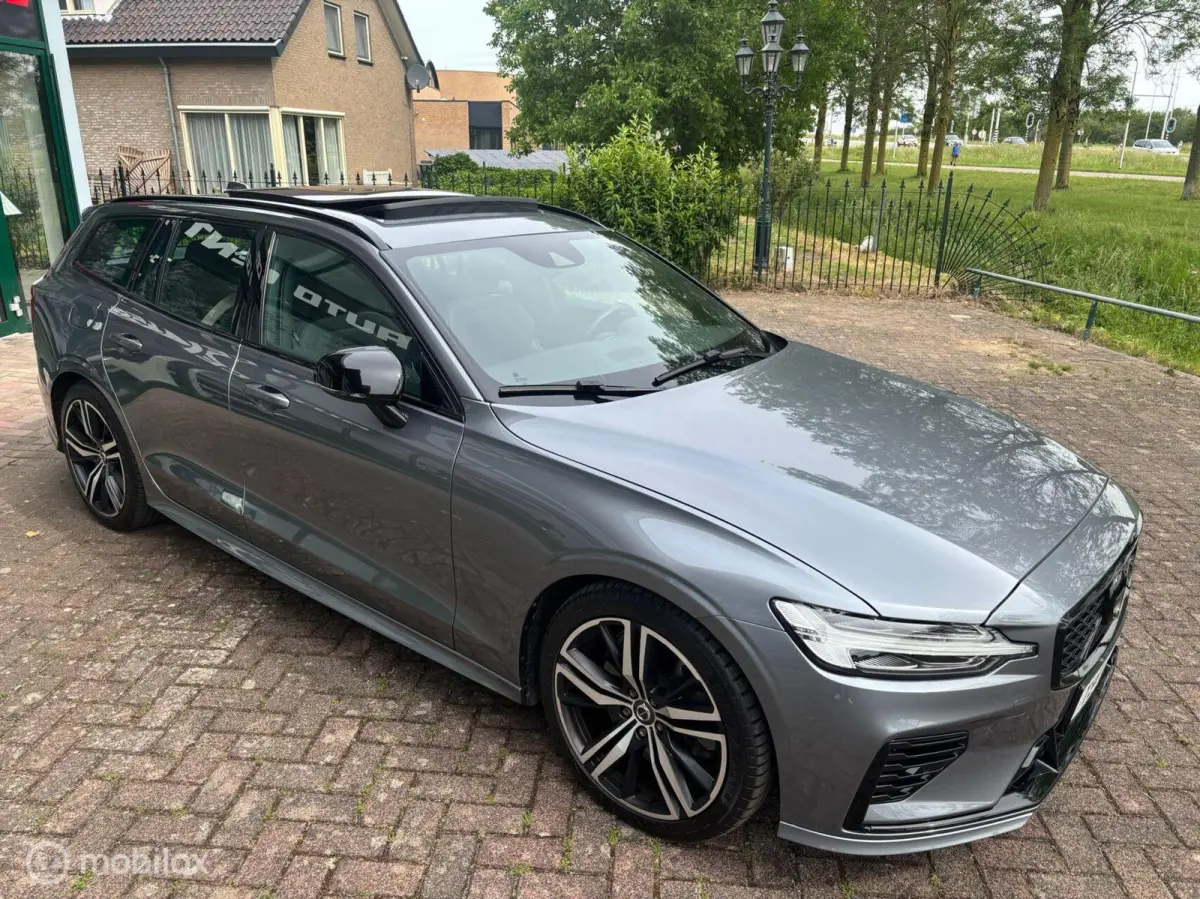 2.0 T8 Twin Engine AWD R-Design SOH 93%