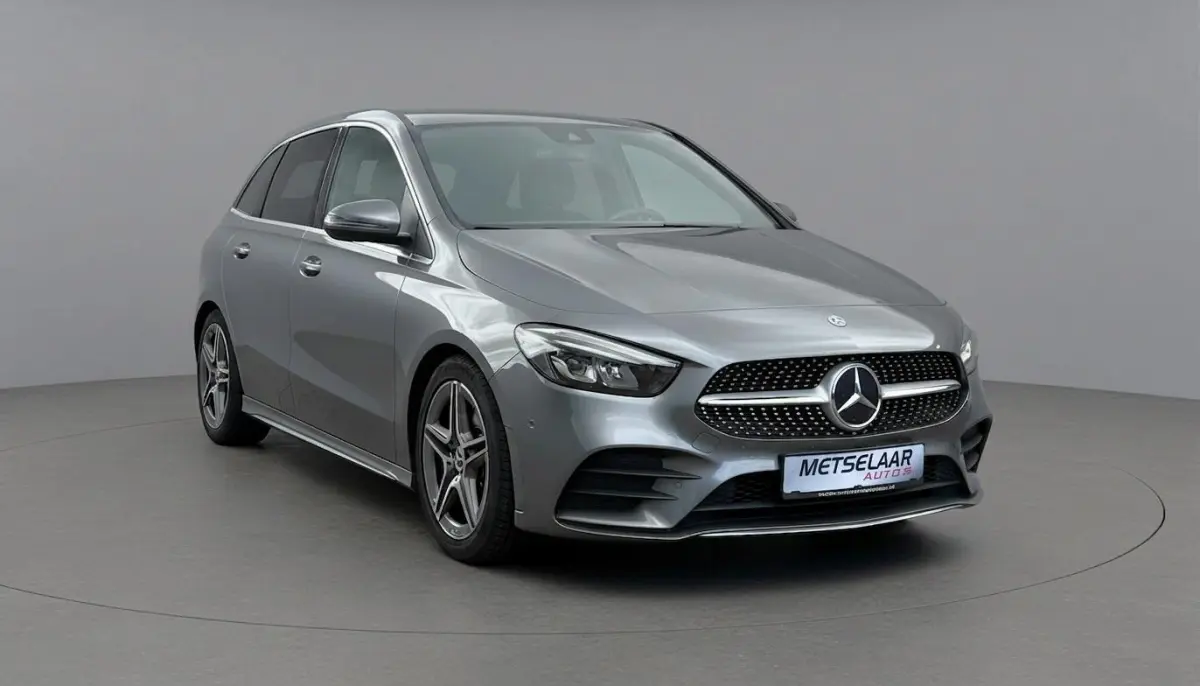220 4MATIC Premium Plus AMG Styling