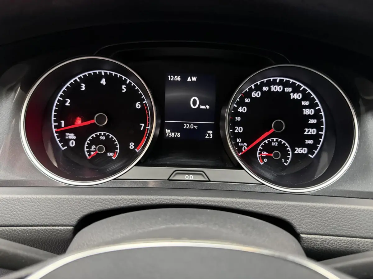 1.4 TSI R-line | LED | 18 inch | ACC