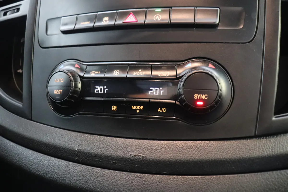 114 CDI Lang Automaat EURO 6 - A/C Climate - Cruise - Camera - €19.900,- Excl.