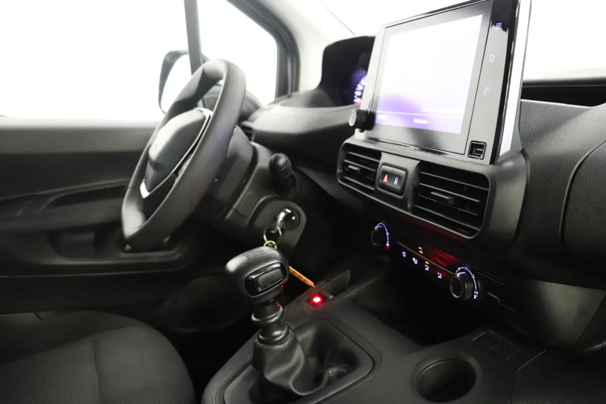 1.2 PT Benzine! EURO 6 - Airco - Navi - Cruise - €12.900,- Excl.
