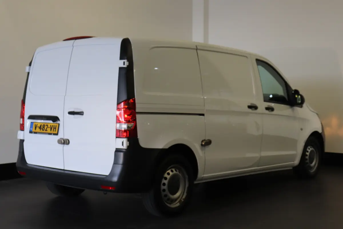 109 CDI - EURO 6 - Airco - Navi - Cruise - €10.950,- Excl.