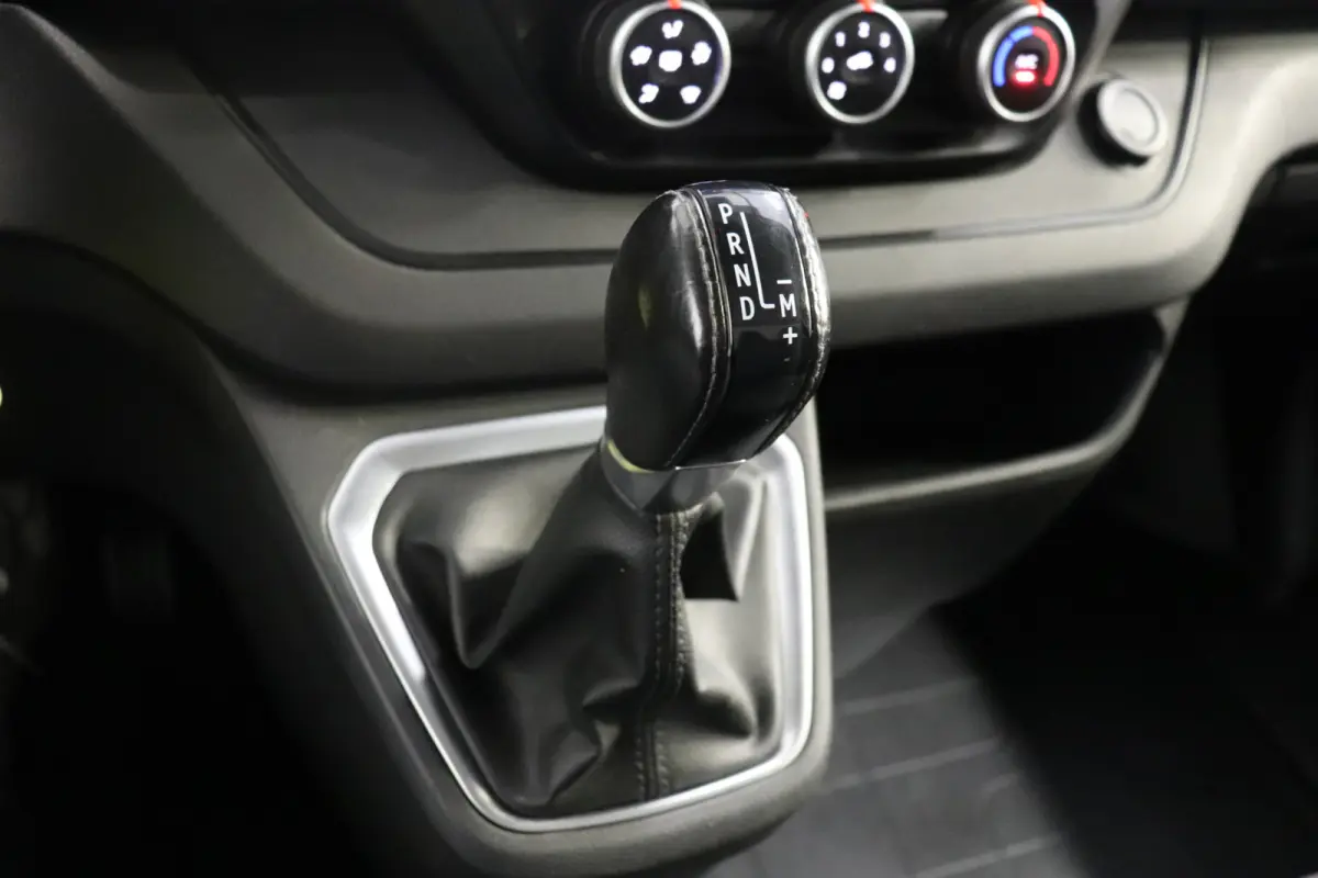 2.0 dCi 150PK Automaat- EURO 6 - Airco - Navi - Cruise - €16.900,- Excl.