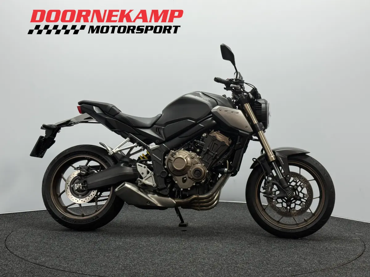 Honda CB 650 R 2021 Benzine Handgeschakeld leasen