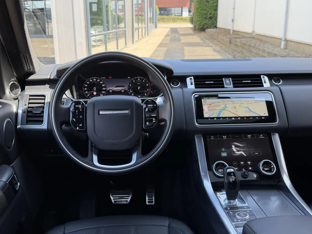 P400e HSE | NL-auto 1e eig. / volledige historie / Pano-Dak / Black Pack