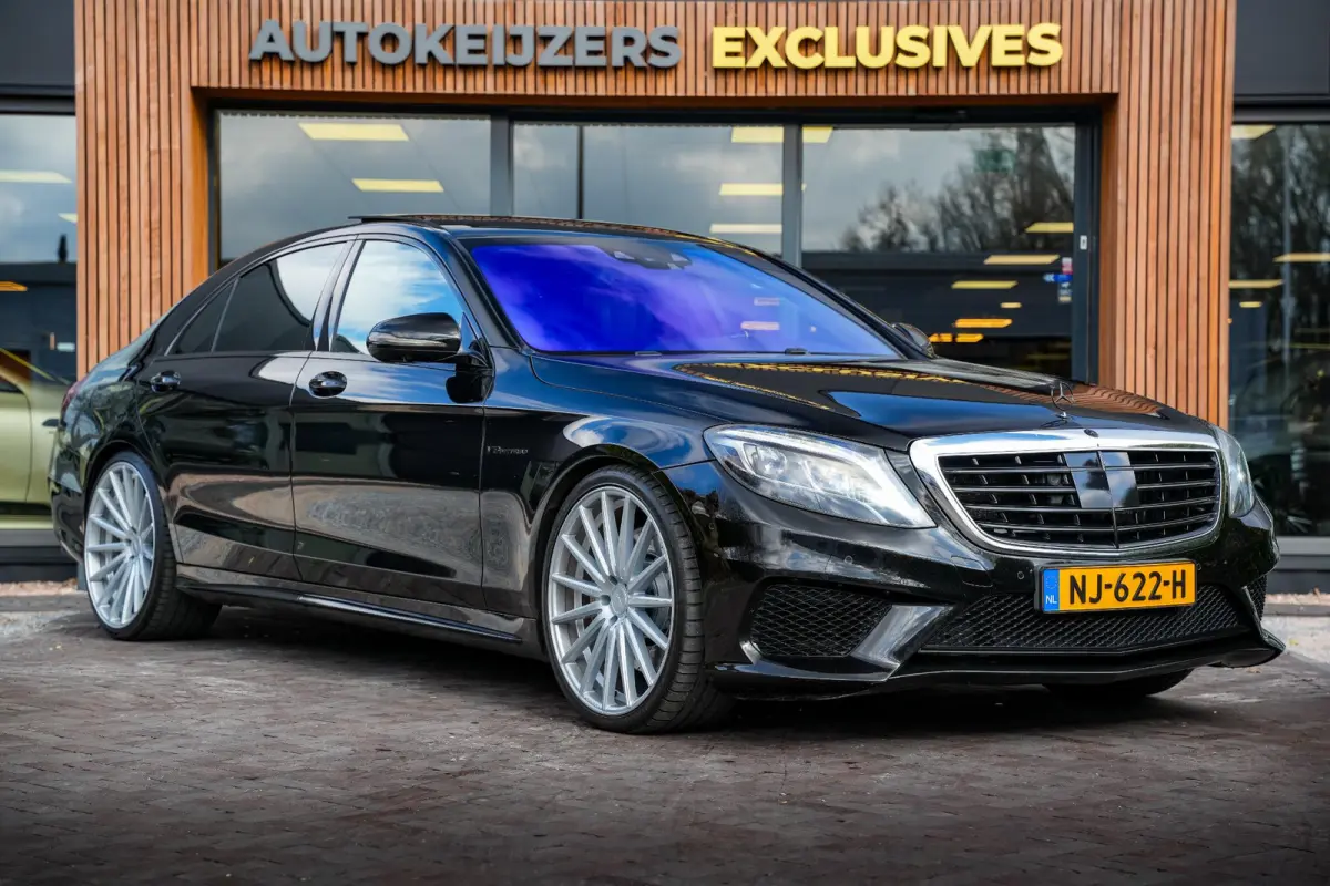 AMG 63 4Matic Lang Mercedes-Benz S-klasse 63 AMG 4Matic Lang Panodak Burmester Keyless 360cam 22''LM