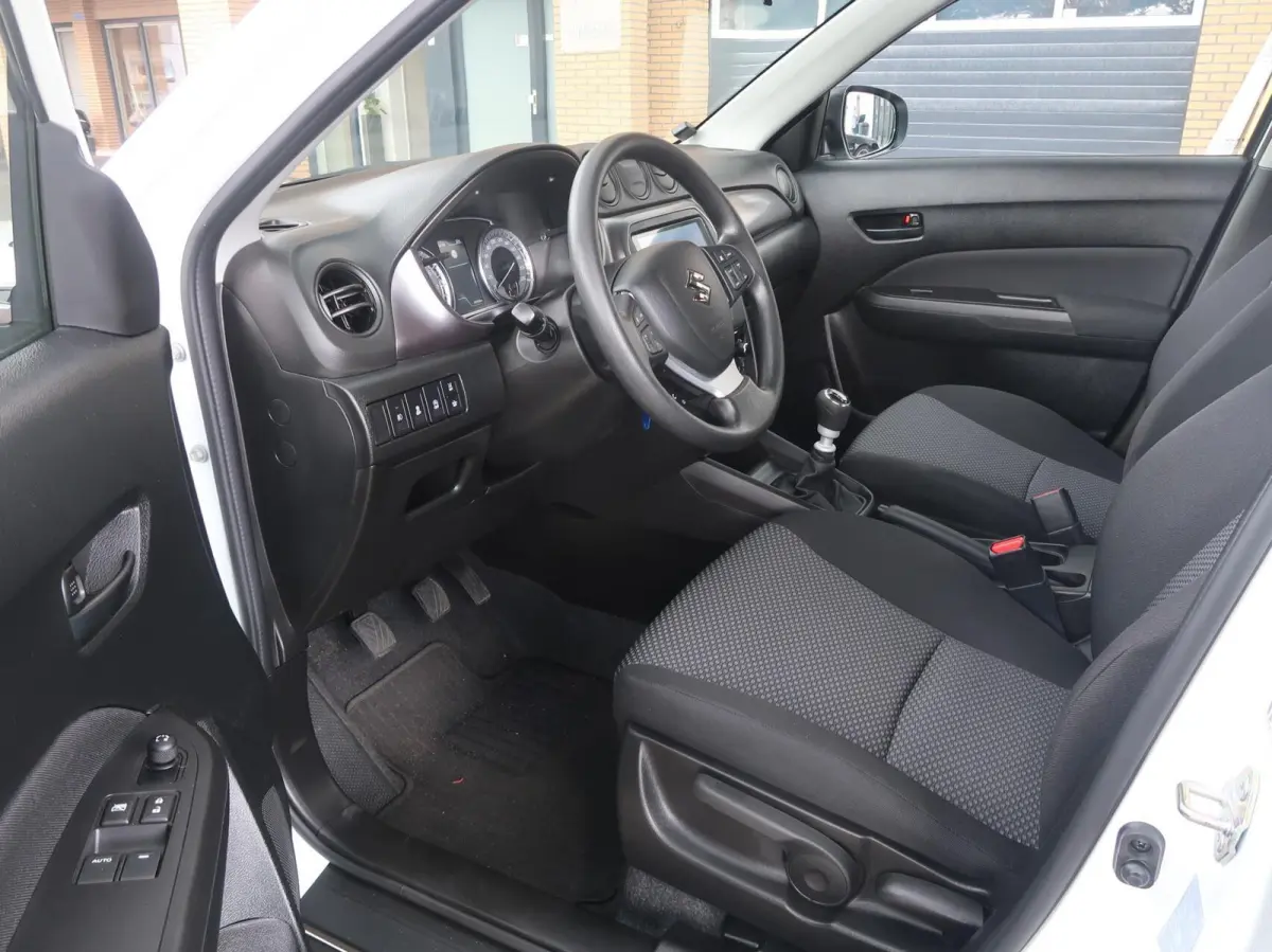 1.4 Boosterjet Smart Hybrid NAVIGATIE|CAMERA|ADAPTIVE CRUISECONTROL|BLUETOOTH|CARPLAY|RIJSTROOK|AIRCO|DEALER ONDERHOUDEN