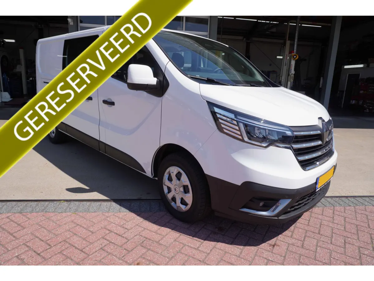 2.0 Blue dCi 150PK T29 L2H1 Advance DC Automaat nr. V042 | Climate | Cruise | Navi | Schuifdeur links en rechts