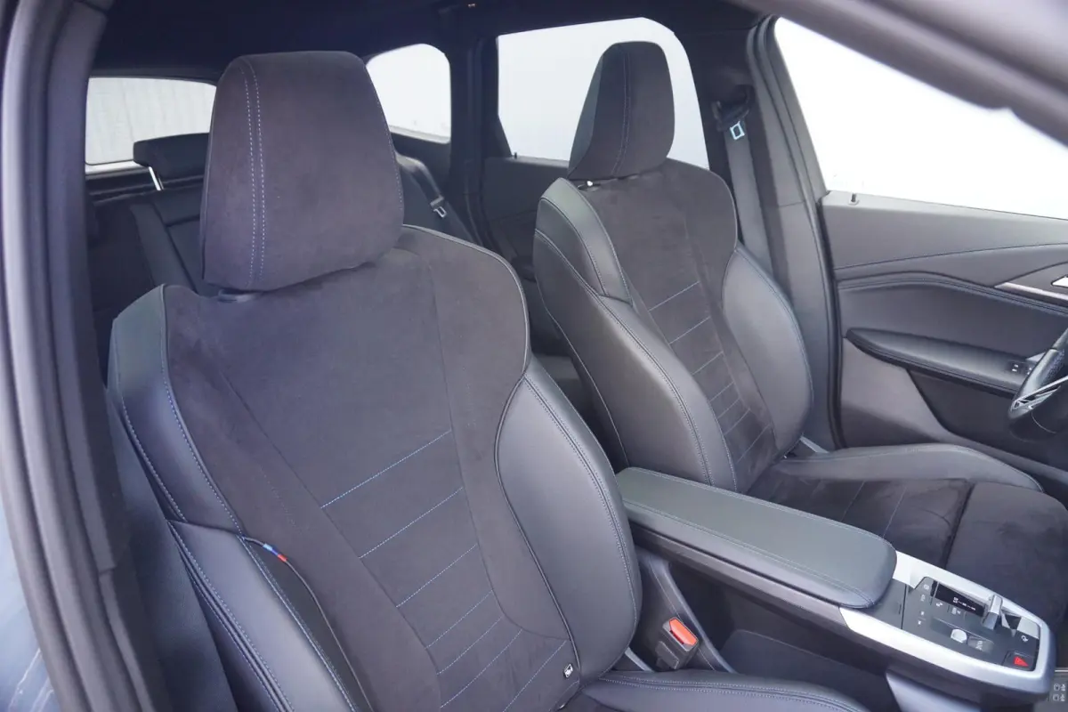 xDrive30e | M Sportpakket | Panoramadak | Trekhaak | Head-up Dislay | Harman Kardon | Elektrisch verstelbare stoelen | Driving Assistant Professional