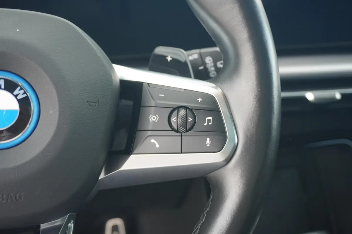 xDrive30e | M Sportpakket | Panoramadak | Trekhaak | Head-up Dislay | Harman Kardon | Elektrisch verstelbare stoelen | Driving Assistant Professional