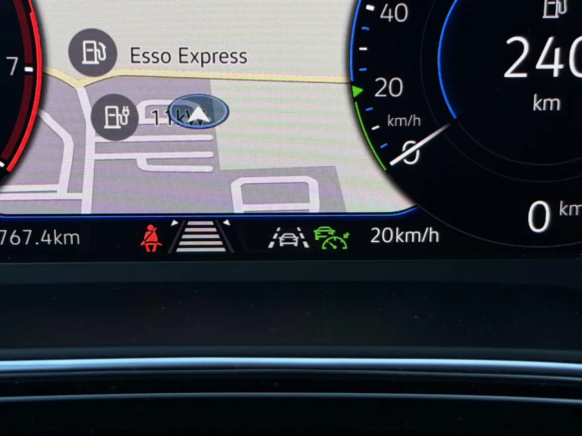 1.0 TSI R-Line Business | NL 1e eig./Pano-Schuifdak/IQ Light/Adapt.Cruise/Keyless/Carplay