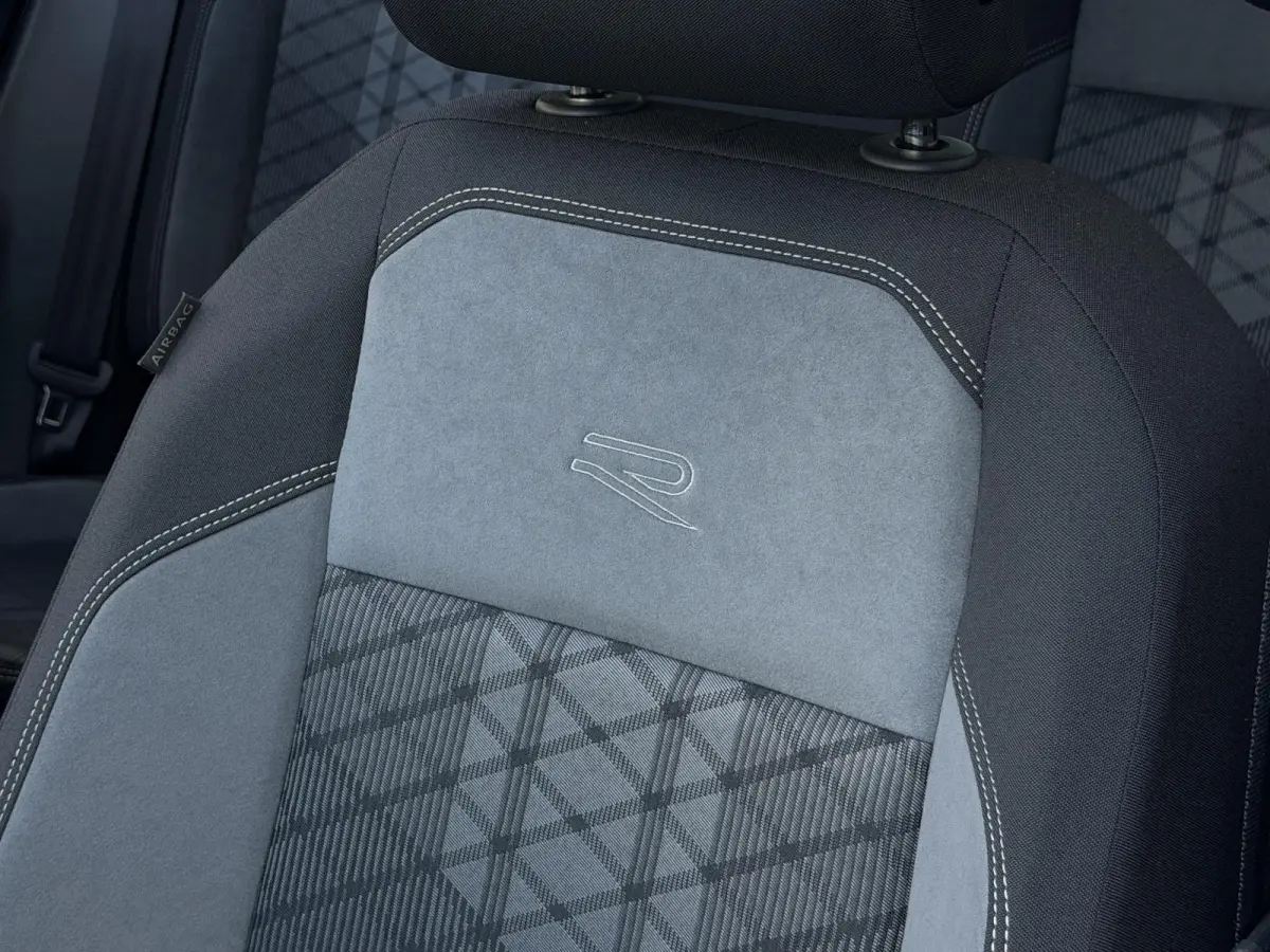 1.0 TSI R-Line Business | NL 1e eig./Pano-Schuifdak/IQ Light/Adapt.Cruise/Keyless/Carplay