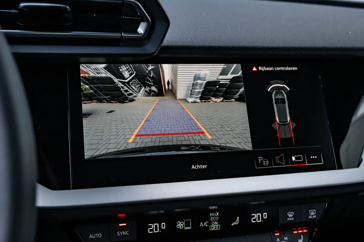 Advanced edition | Aluminium optiek in het interieur | Assistentiepakket Rijden en Parkeren Plus | Audi virtual cockpit