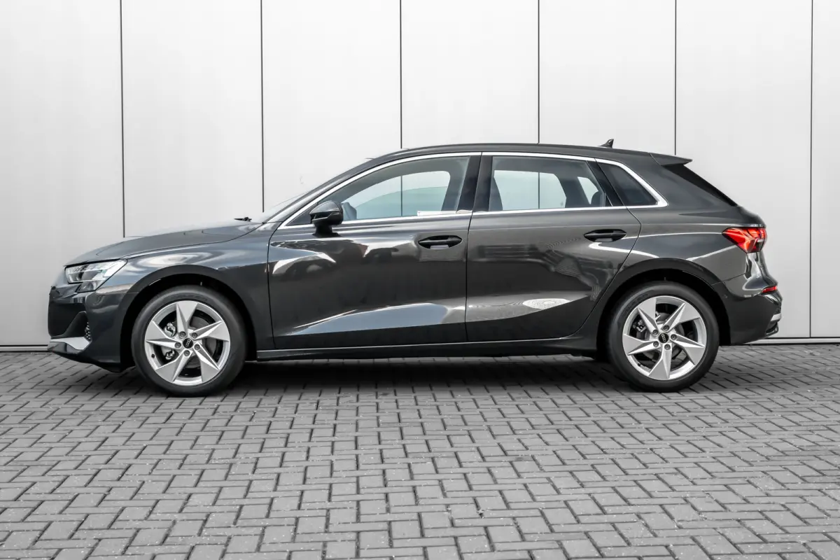 Advanced edition | Aluminium optiek in het interieur | Assistentiepakket Rijden en Parkeren Plus | Audi virtual cockpit