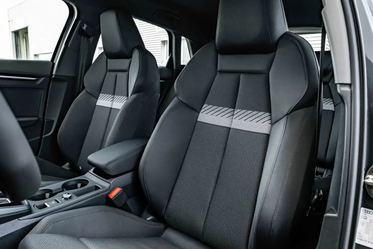 Advanced edition | Aluminium optiek in het interieur | Assistentiepakket Rijden en Parkeren Plus | Audi virtual cockpit