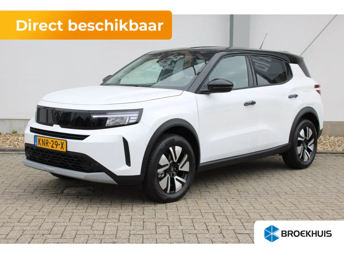 GS | 17" Lichtmetalen velgen in Zwart met 215/60 R17 banden | Achteruitrijcamera | Dode hoek waarschuwing