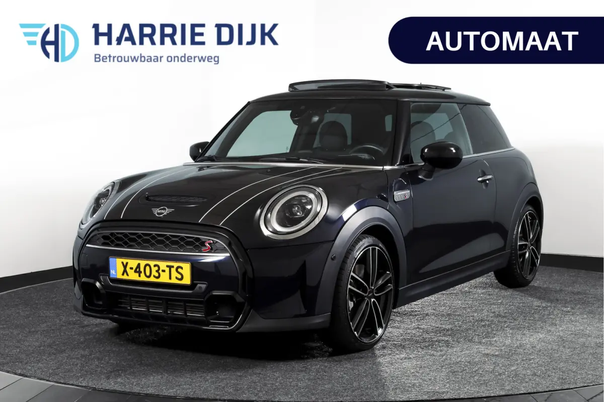 2.0 Cooper S | S/K-Panodak | Dig. Cockpit | Stoelverw. | PDC | Camera | NAV + App. Connect | ECC | Harman Kardon | LM 18" |