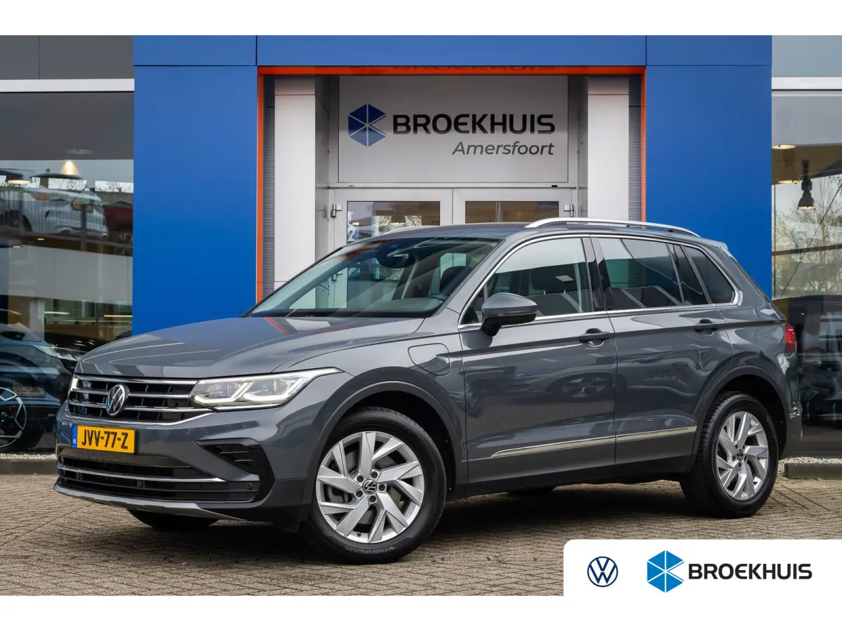 1.4 TSI eHybrid Elegance PHEV | IQ.Light | Stoel+stuur verwarming | Adap cruise | Navi | Apple Carplay/Android Auto | Apple Carplay/Android Auto | Cruise control adaptief | Elektrisch bedien