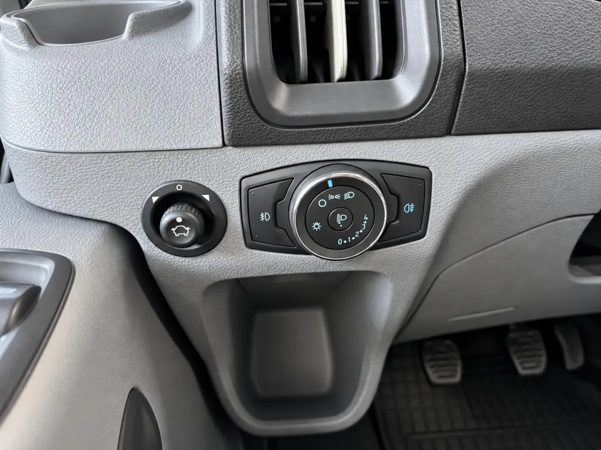 350 2.0 TDCI L3H1 Trend Open Laadbak Airco Cruise Control Trekhaak 3-zits