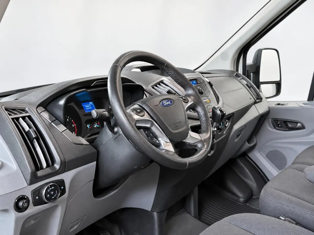 350 2.0 TDCI L3H1 Trend Open Laadbak Airco Cruise Control Trekhaak 3-zits