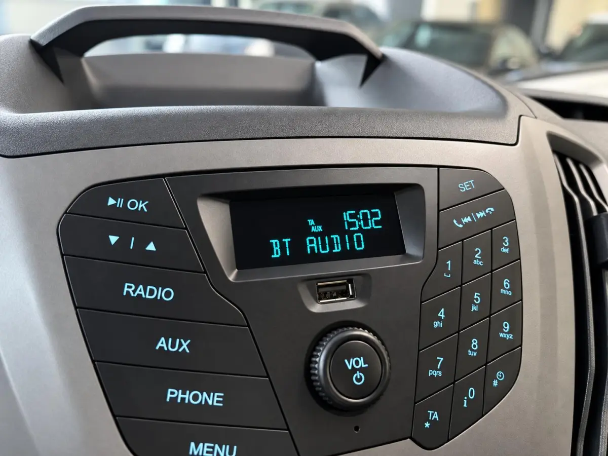 350 2.0 TDCI L3H1 Trend Open Laadbak Airco Cruise Control Trekhaak 3-zits