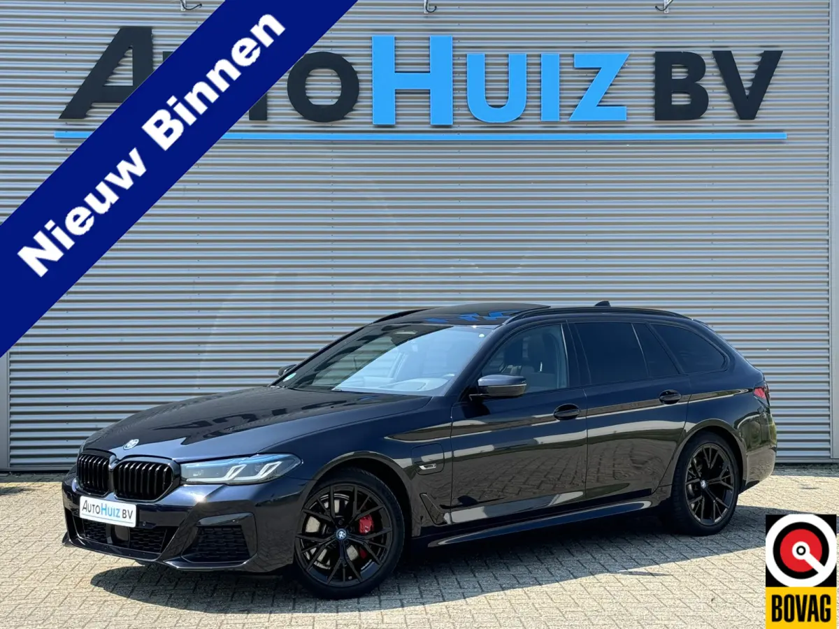530e High Executive M Sport Panoramadak Trekhaak Harman-Kardon Carplay 19 inch Laser Licht Keyless Entry Head-Up Display SOH 91%
