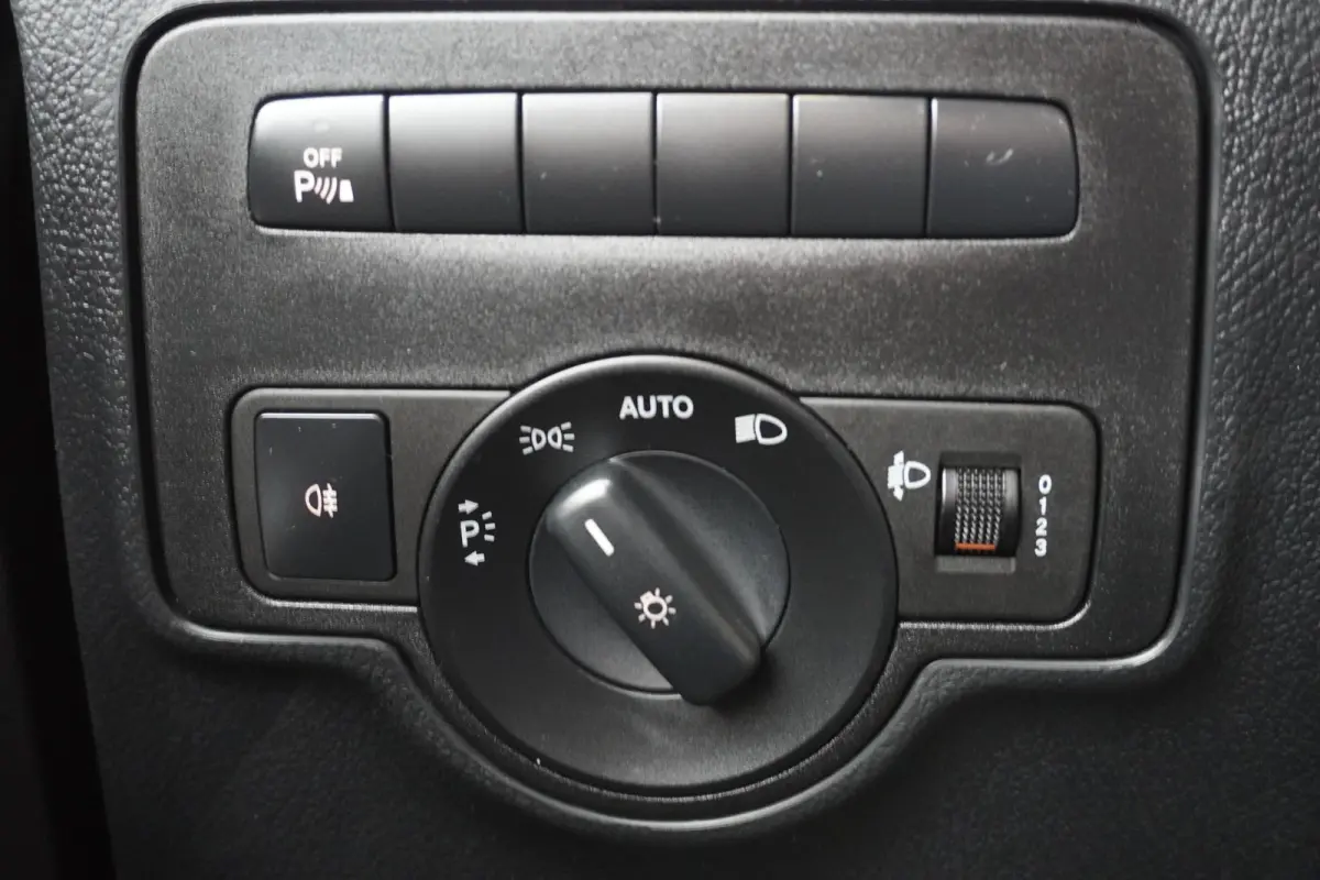 114 CDI Lang Automaat EURO 6 - Airco - Cruise - Camera - € 19.900,- Excl.