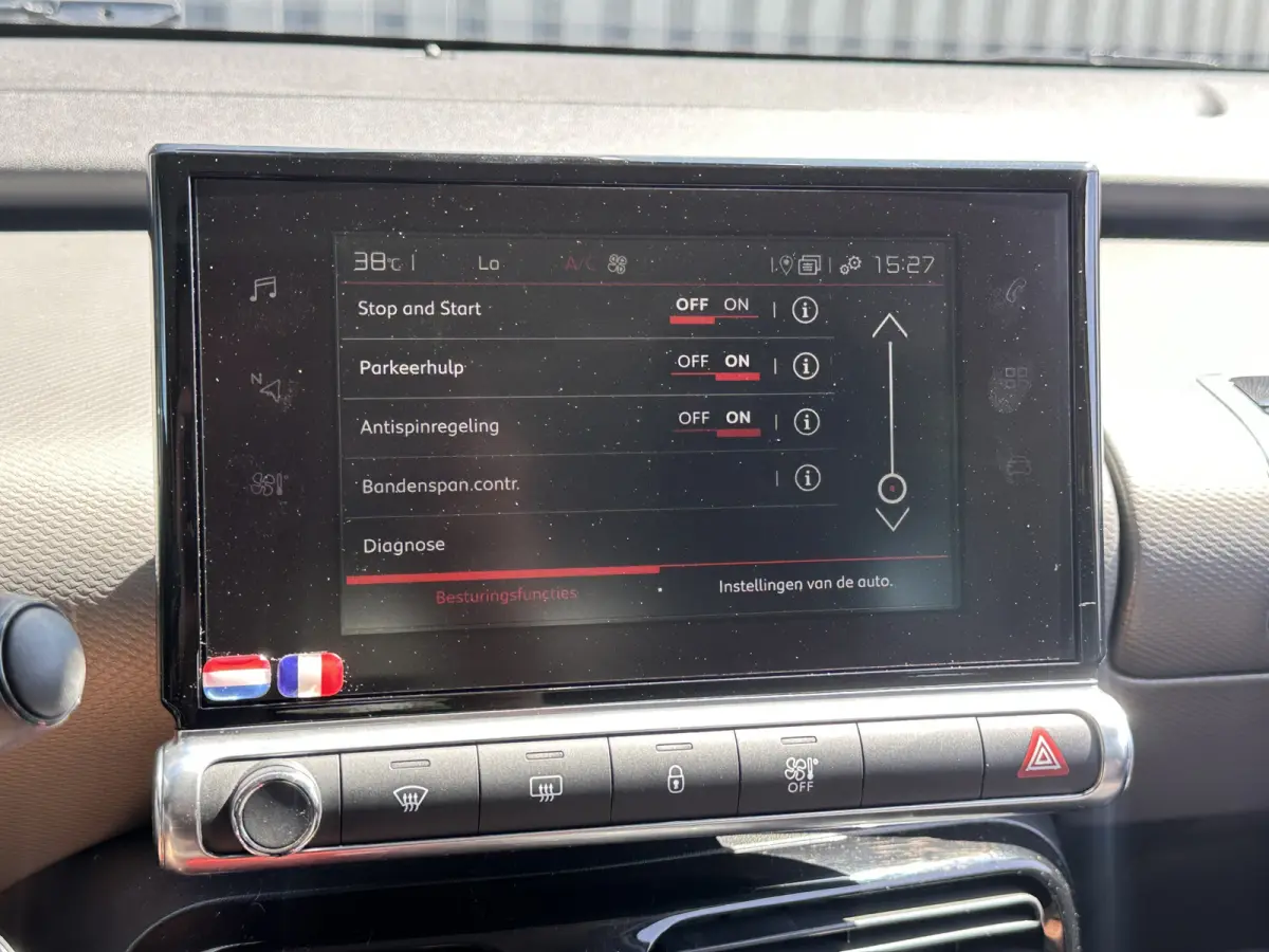 1.2 PureTech 110 pk Business Carplay, Cruise, Sensoren