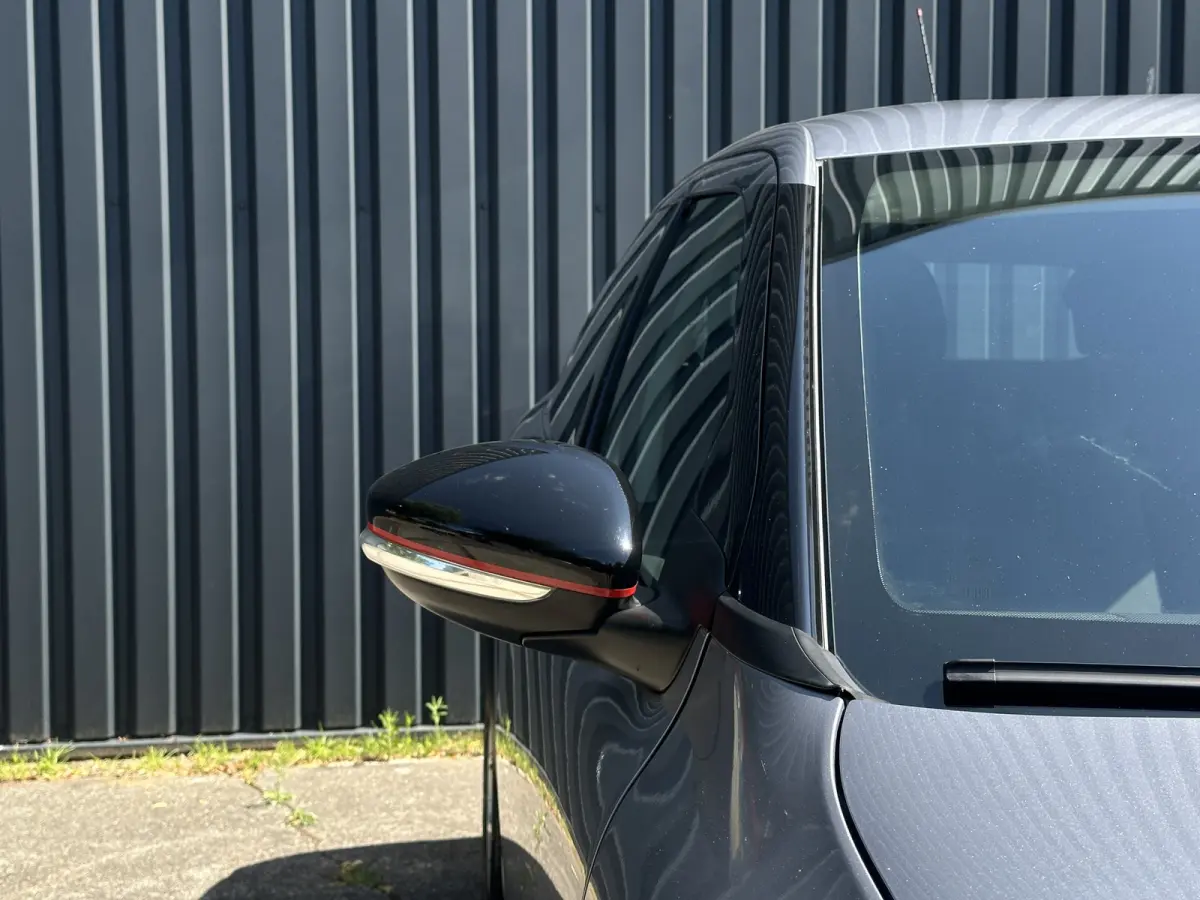 1.2 PureTech 110 pk Business Carplay, Cruise, Sensoren