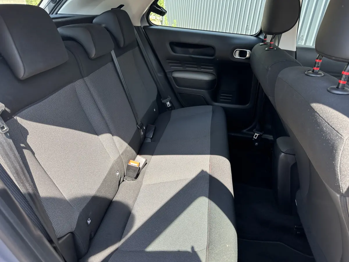 1.2 PureTech 110 pk Business Carplay, Cruise, Sensoren