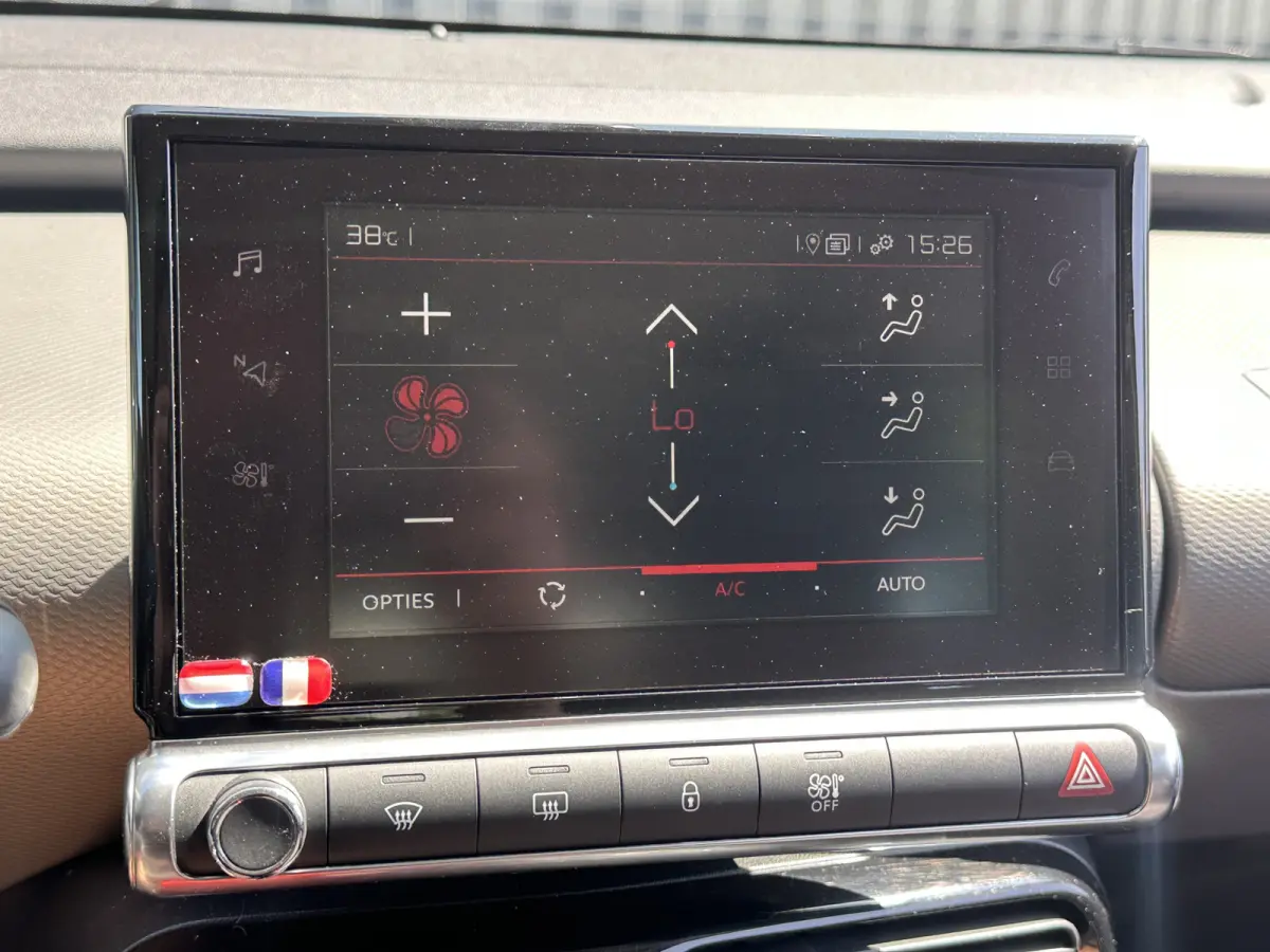 1.2 PureTech 110 pk Business Carplay, Cruise, Sensoren