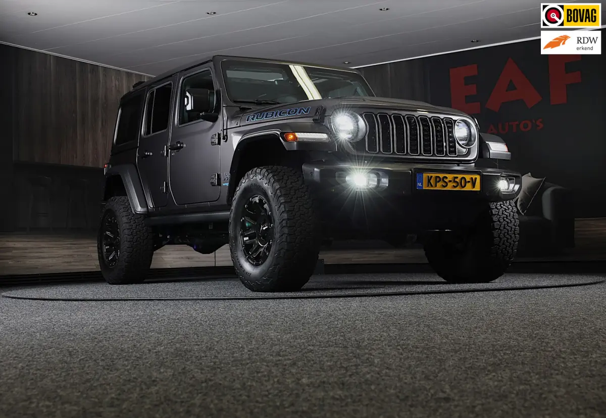 4xe 380 RUBICON Sky One Touch / Verhoogd / 360 Camera / Leder / Acc / Leder / Navi / Led / Pdc / 17 Inch