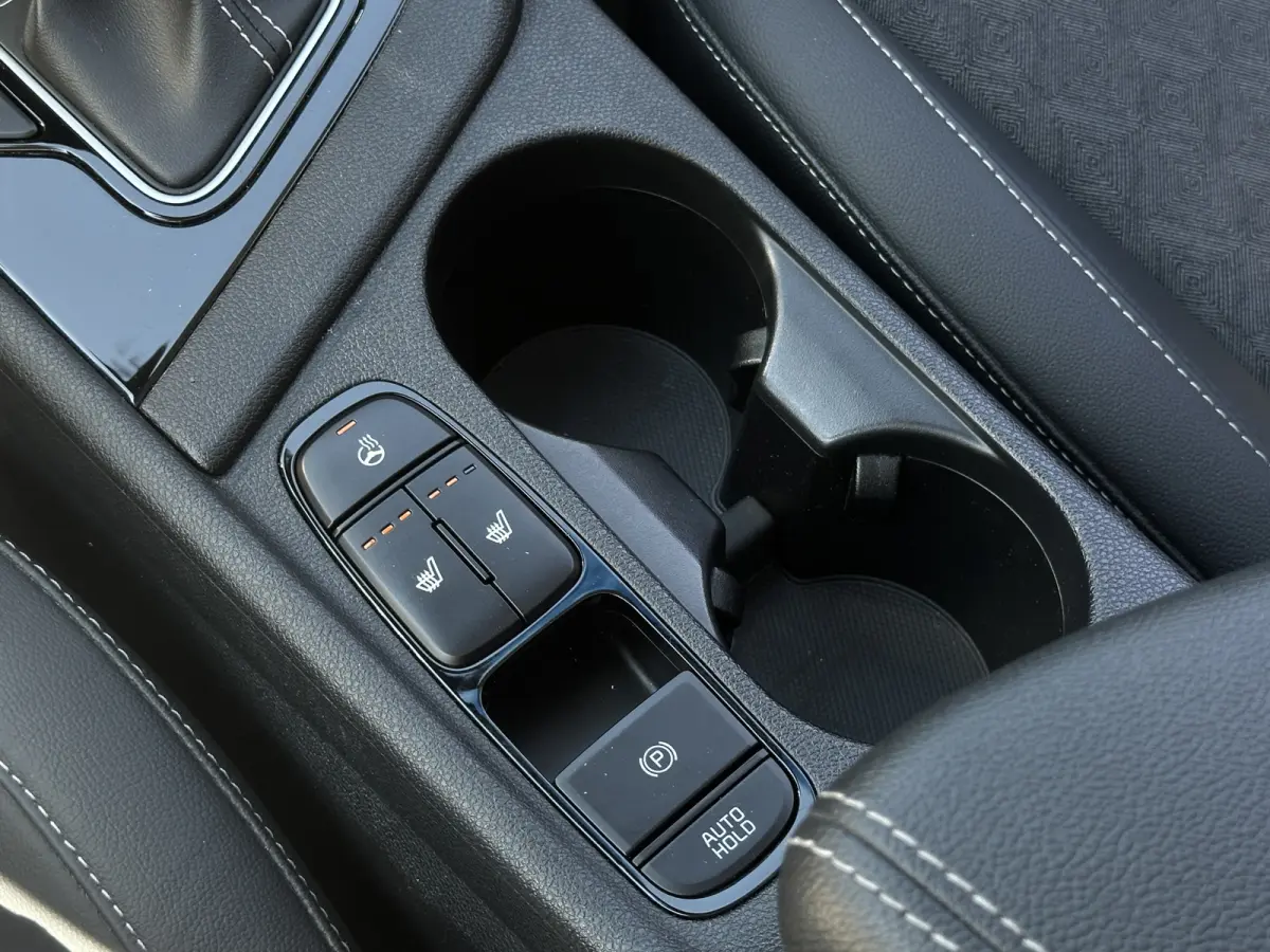 1.6 GDi PHEV Spirit Panoramadak, Trekhaak, JBL