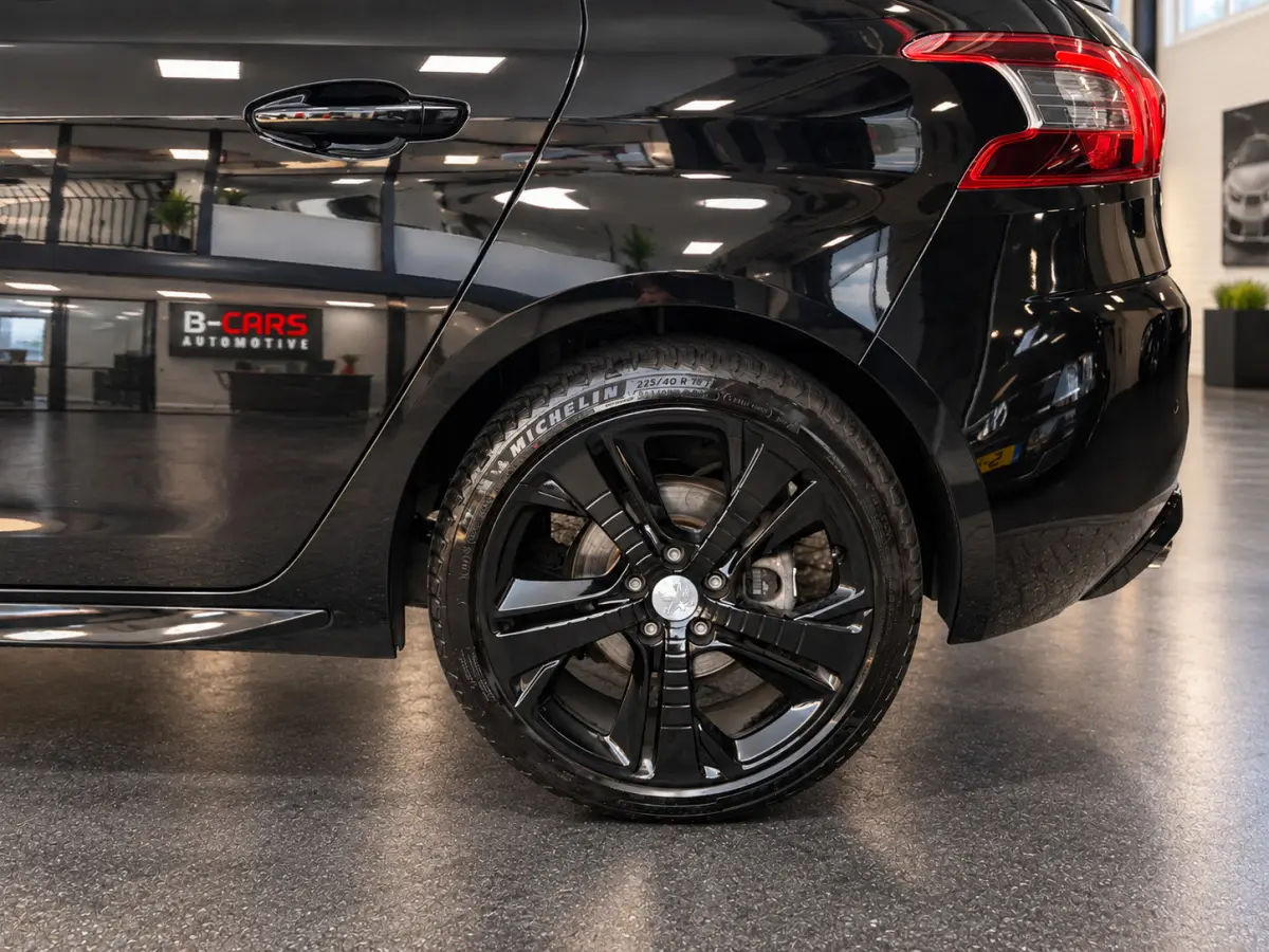 1.2 PureTech Allure GT-Line|Pano|Automaat|Trekhk|Navi|Carplay|