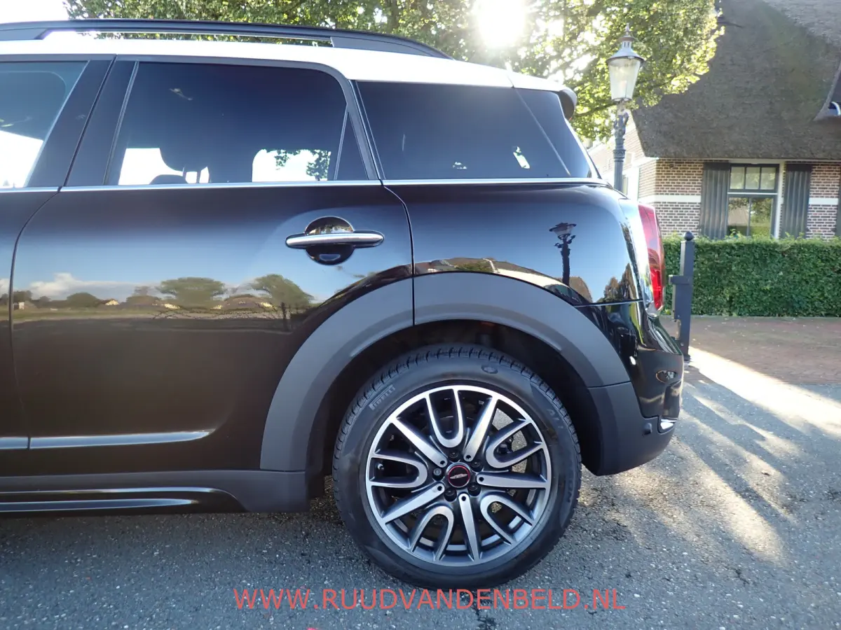 1.5 Cooper JCW-PACK / HARMON&KARDON / CARPLAY / SPORTSTOEL /