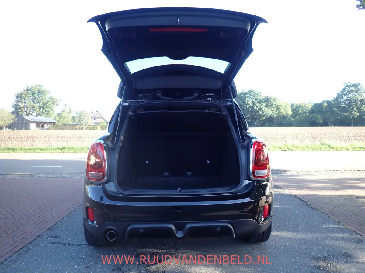 1.5 Cooper JCW-PACK / HARMON&KARDON / CARPLAY / SPORTSTOEL /